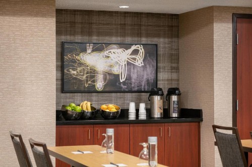 Courtyard by Marriott Las Vegas Convention Center - image 27