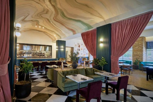 Renaissance Las Vegas Hotel - image 31