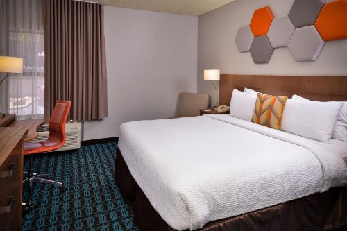 Fairfield Inn Las Vegas Convention Center - image 12