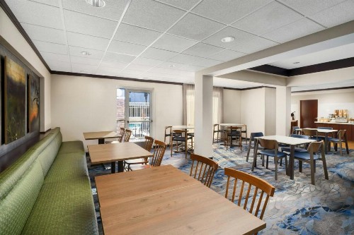 Fairfield Inn & Suites Vegas South - image 6