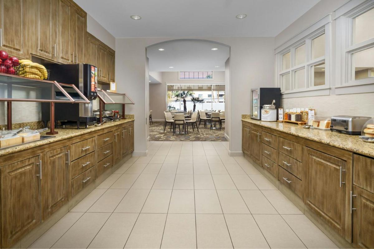 Residence Inn by Marriott Las Vegas South - image 4
