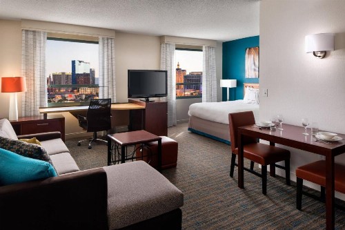 Residence Inn by Marriott Las Vegas Hughes Center - image 11
