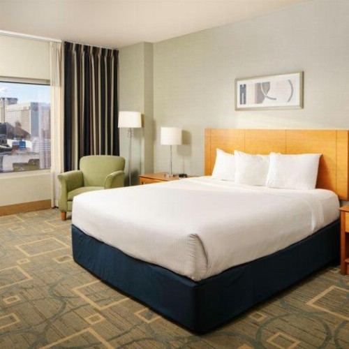 Platinum Hotel and Spa - image 11