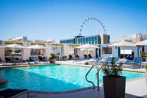 Platinum Hotel and Spa - image 23