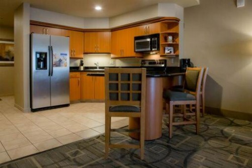 Platinum Hotel and Spa - image 30