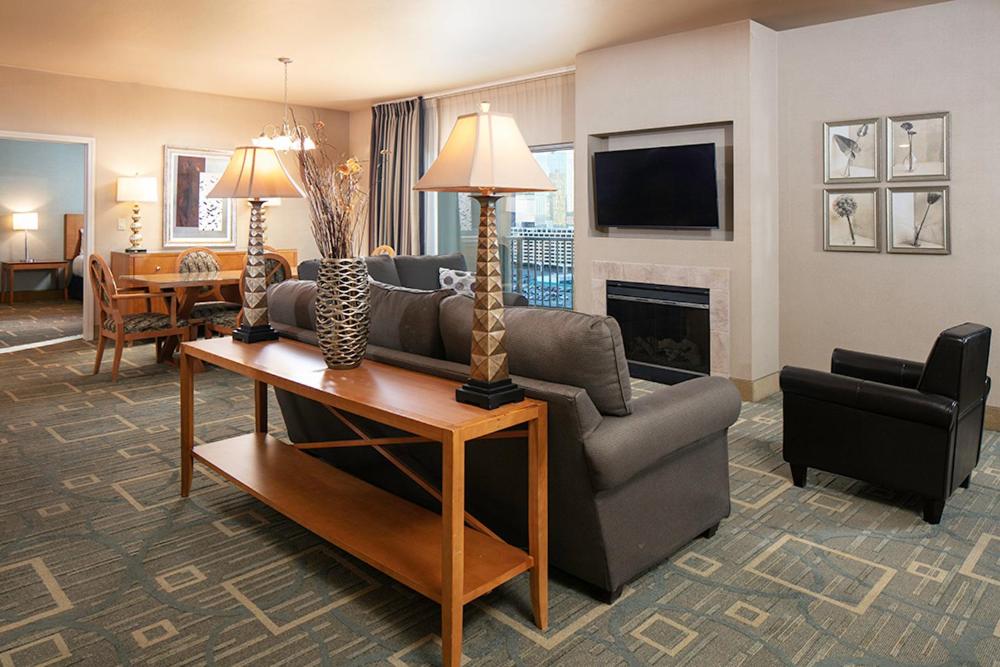 Platinum Hotel and Spa - image 6