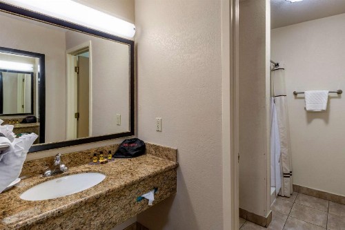 Best Western Plus Las Vegas West - image 44