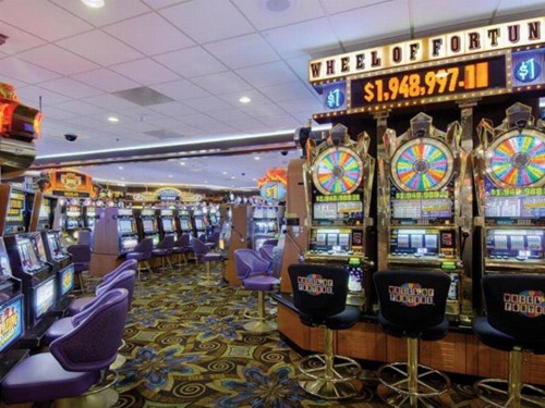 Fremont Hotel And Casino - image 8