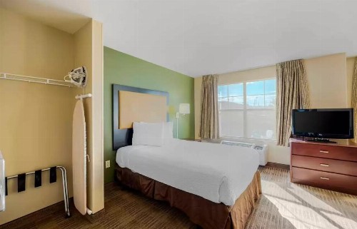 Extended Stay America Suites - Las Vegas - East Flamingo - image 10