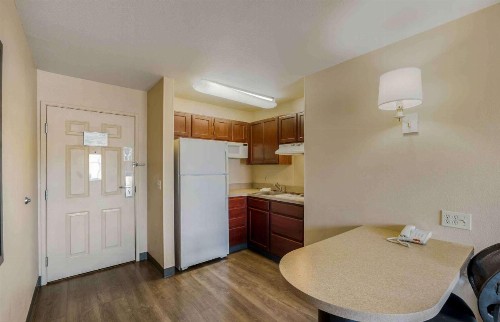 Extended Stay America Suites - Las Vegas - East Flamingo - image 23