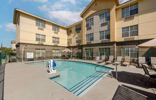 Extended Stay America Suites - Las Vegas - East Flamingo - image 30