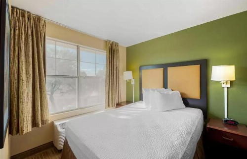 Extended Stay America Suites - Las Vegas - East Flamingo - image 5