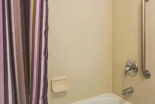 La Quinta by Wyndham Las Vegas Summerlin Tech - image 24