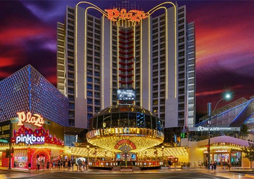 Plaza Hotel & Casino - image 1