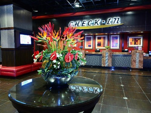 Eastside Cannery Casino Hotel - image 6