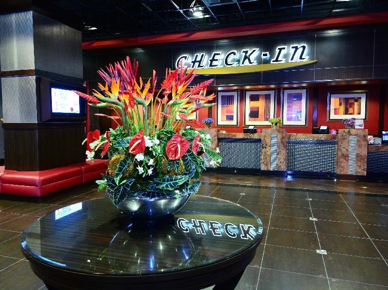 Eastside Cannery Casino Hotel - image 6