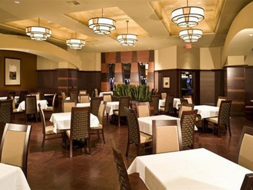 Eastside Cannery Casino Hotel - image 7