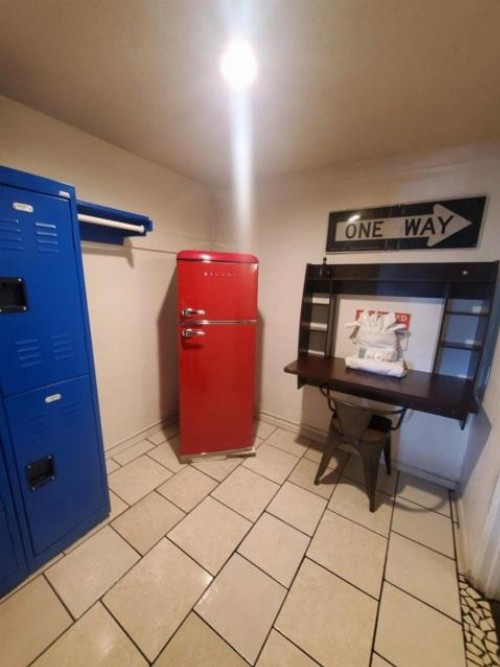 Desert Hills Motel - image 46