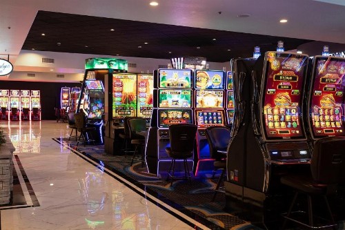 Tuscany Suites & Casino - image 2