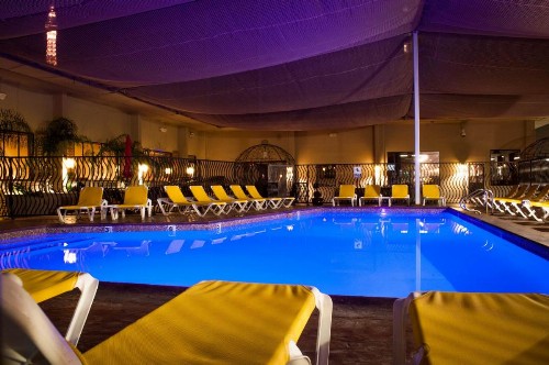 Jockey Club Suites - image 3