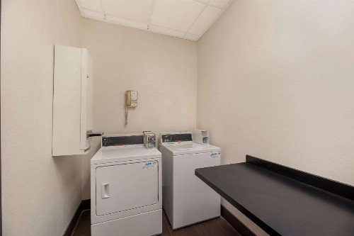 Comfort Inn & Suites Las Vegas - Nellis - image 20