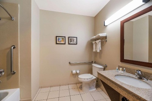 Comfort Inn & Suites Las Vegas - Nellis - image 37