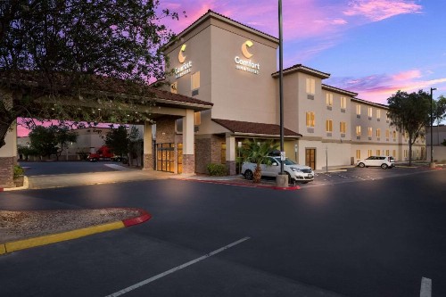 Comfort Inn & Suites Las Vegas - Nellis - image 6