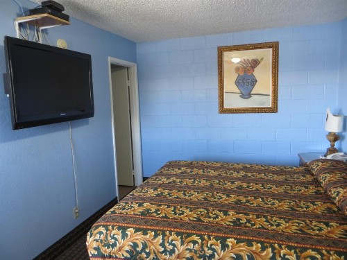 A Fisher's Inn Motel - image 32