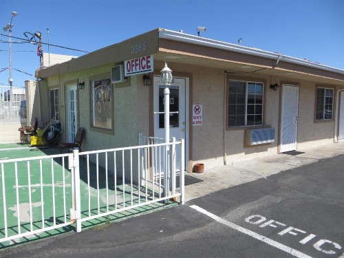 A Fisher's Inn Motel - image 40