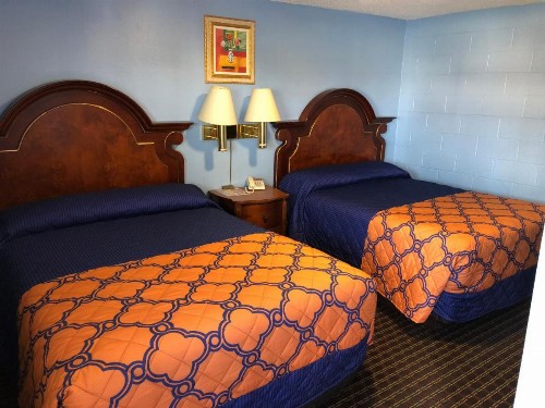 A Fisher's Inn Motel - image 42
