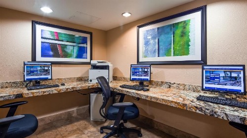 Best Western Plus Casino Royale - Center Strip - image 33