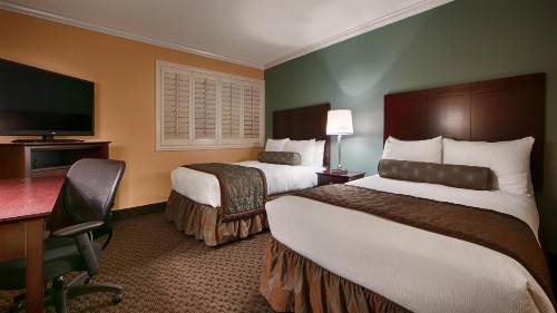 Best Western Plus Casino Royale - Center Strip - image 9
