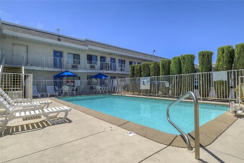 Motel 6-Las Vegas NV - I-15 - image 15