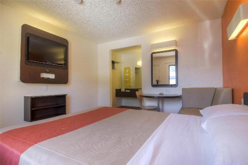 Motel 6-Las Vegas NV - I-15 - image 18