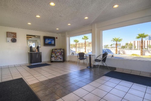 Motel 6-Las Vegas NV - I-15 - image 25