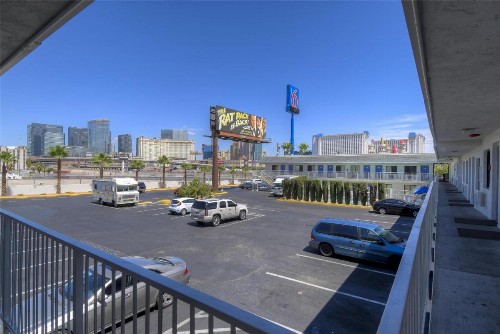 Motel 6-Las Vegas NV - I-15 - image 6