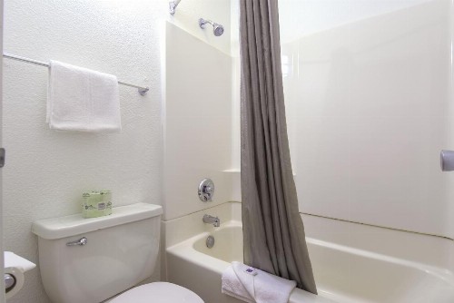 Motel 6-Las Vegas NV - Boulder Hwy - image 37