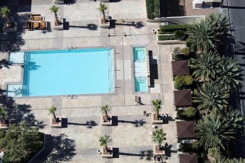 Luxury Suites International at The Signature - image 17