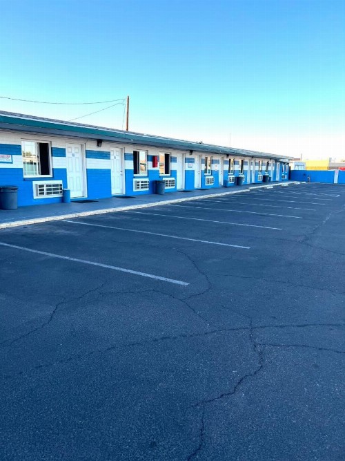 Walden Motel - image 35