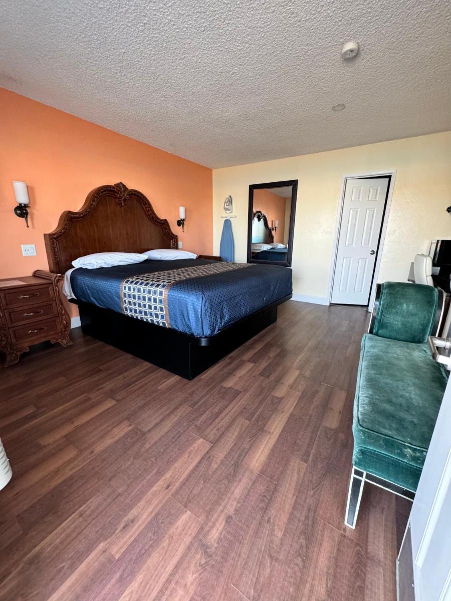 Walden Motel - image 4