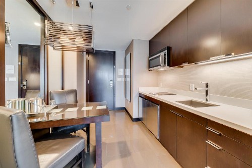 Jet Luxury at The Vdara - image 5
