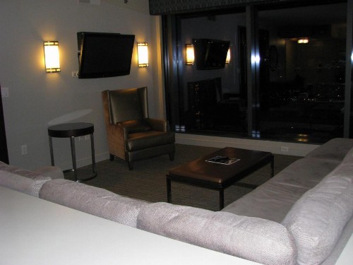 Suites at Elara Las Vegas Strip-No Resort Fees - image 21