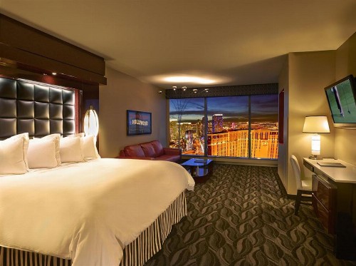 Suites at Elara Las Vegas Strip-No Resort Fees - image 26