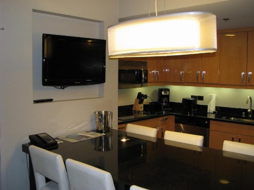 Suites at Elara Las Vegas Strip-No Resort Fees - image 46