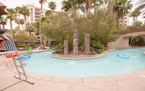 Suites at Tahiti Village Resort and Spa-No Resort Fee - image 12