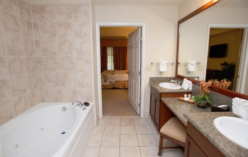 Suites at Tahiti Village Resort and Spa-No Resort Fee - image 45