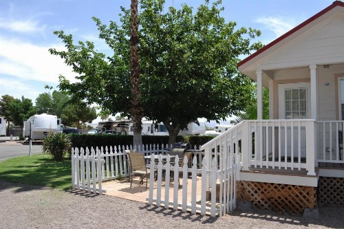 Las Vegas Camping Resort Cabin 2