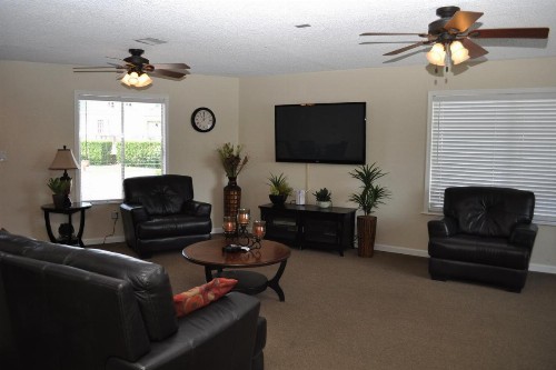 Las Vegas Camping Resort Cabin 4 - image 11