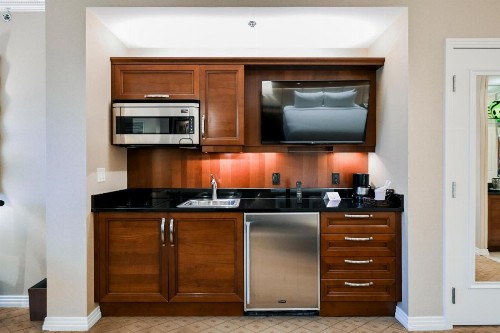 Penthouse Suite with Strip View at The Signature At MGM Grand - image 26