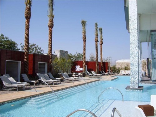 Palms Place Studio with Balcony & Strip View - image 12